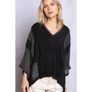 POL Women’s Crochet Trimmed Poncho Top Size Small Grunge Whimsygoth Oversized